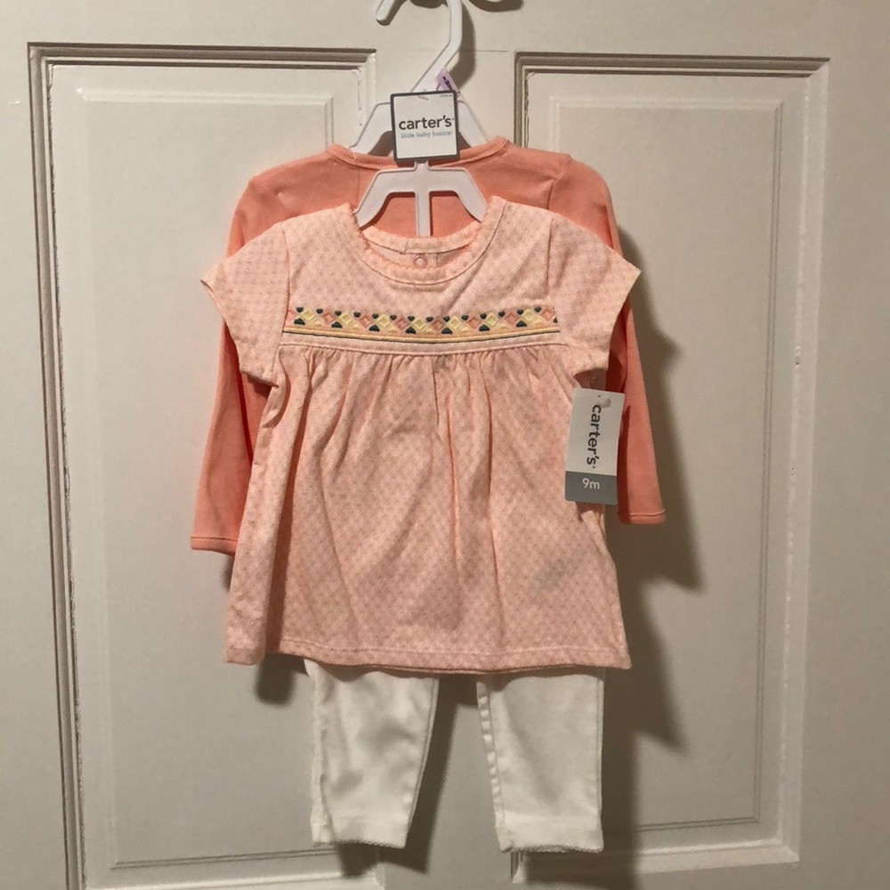 Girls 3 piece matching set. 9 months. Carters NWT